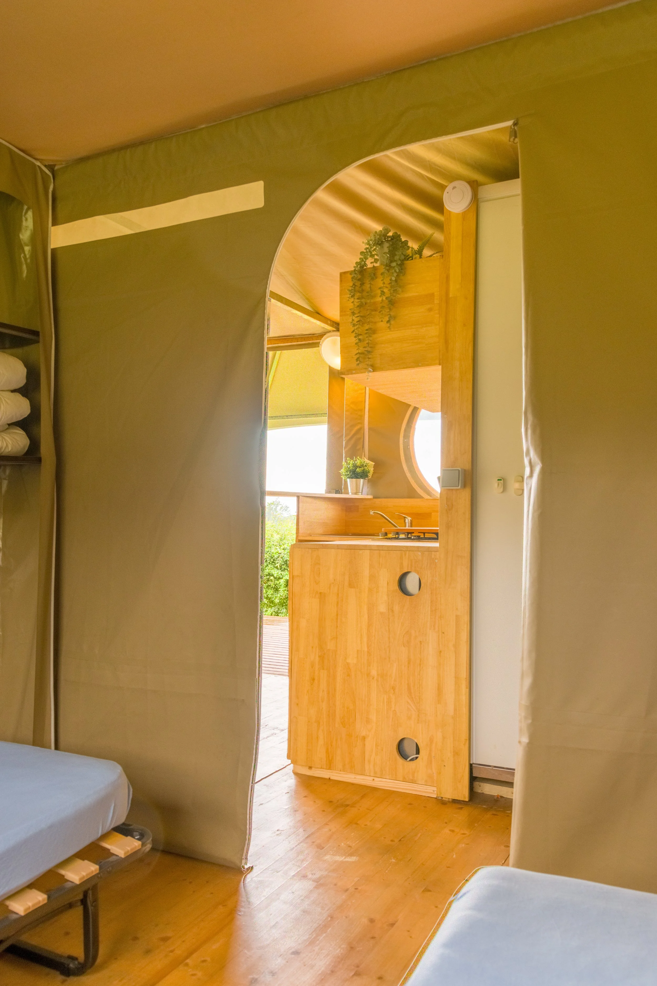 Interieur glamping tent Berg ten Houte Maarkedal